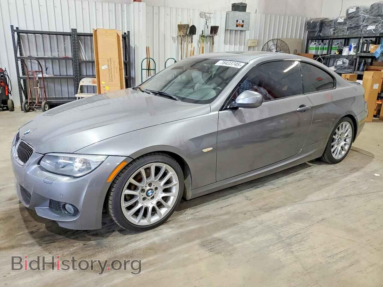 Фотография WBAKE3C5XCE770374 - BMW 3 SERIES 2012