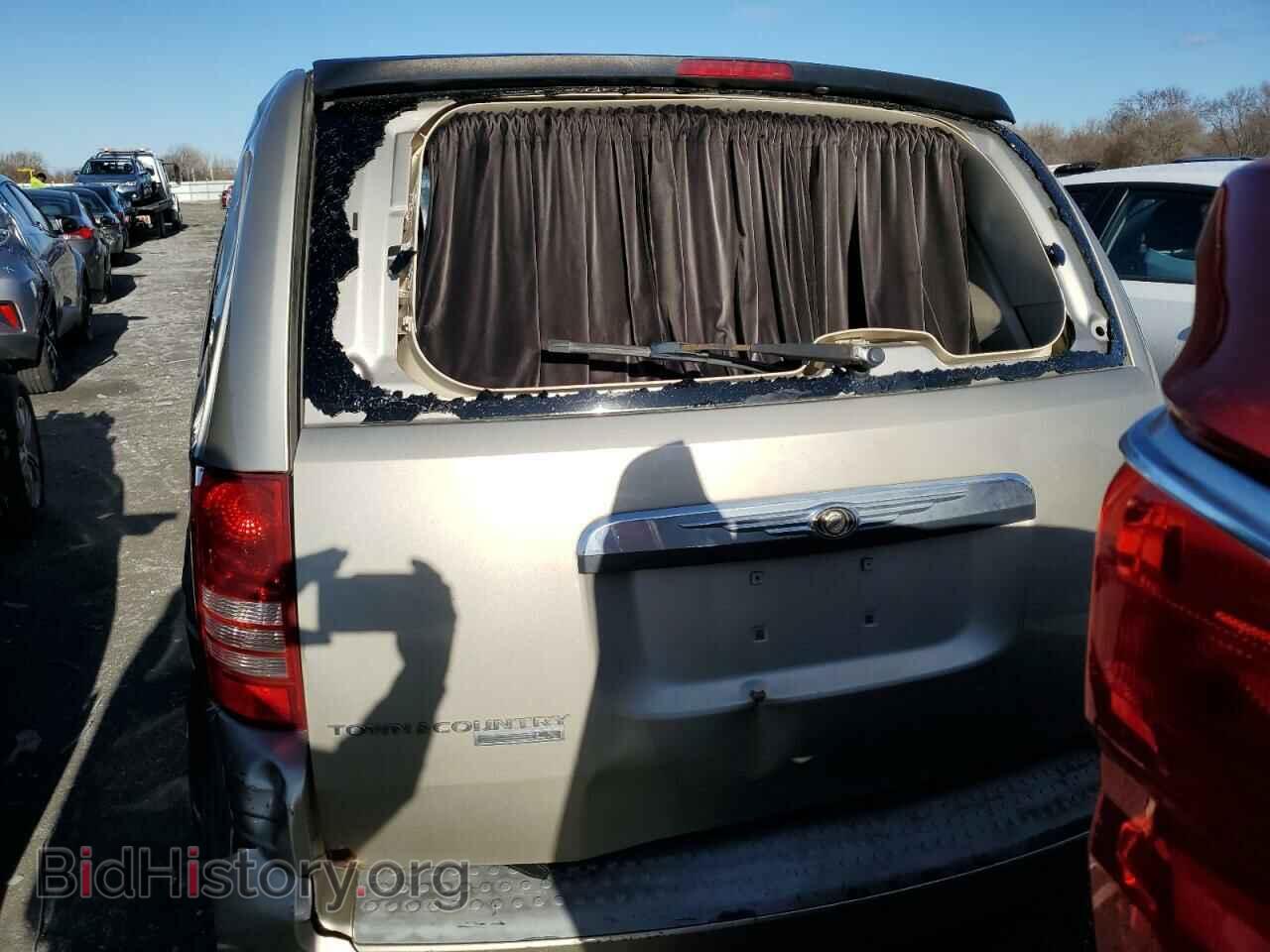 2008 CHRYSLER MINIVAN - VIN: 2A8HR44H58R623723 - Фото 6