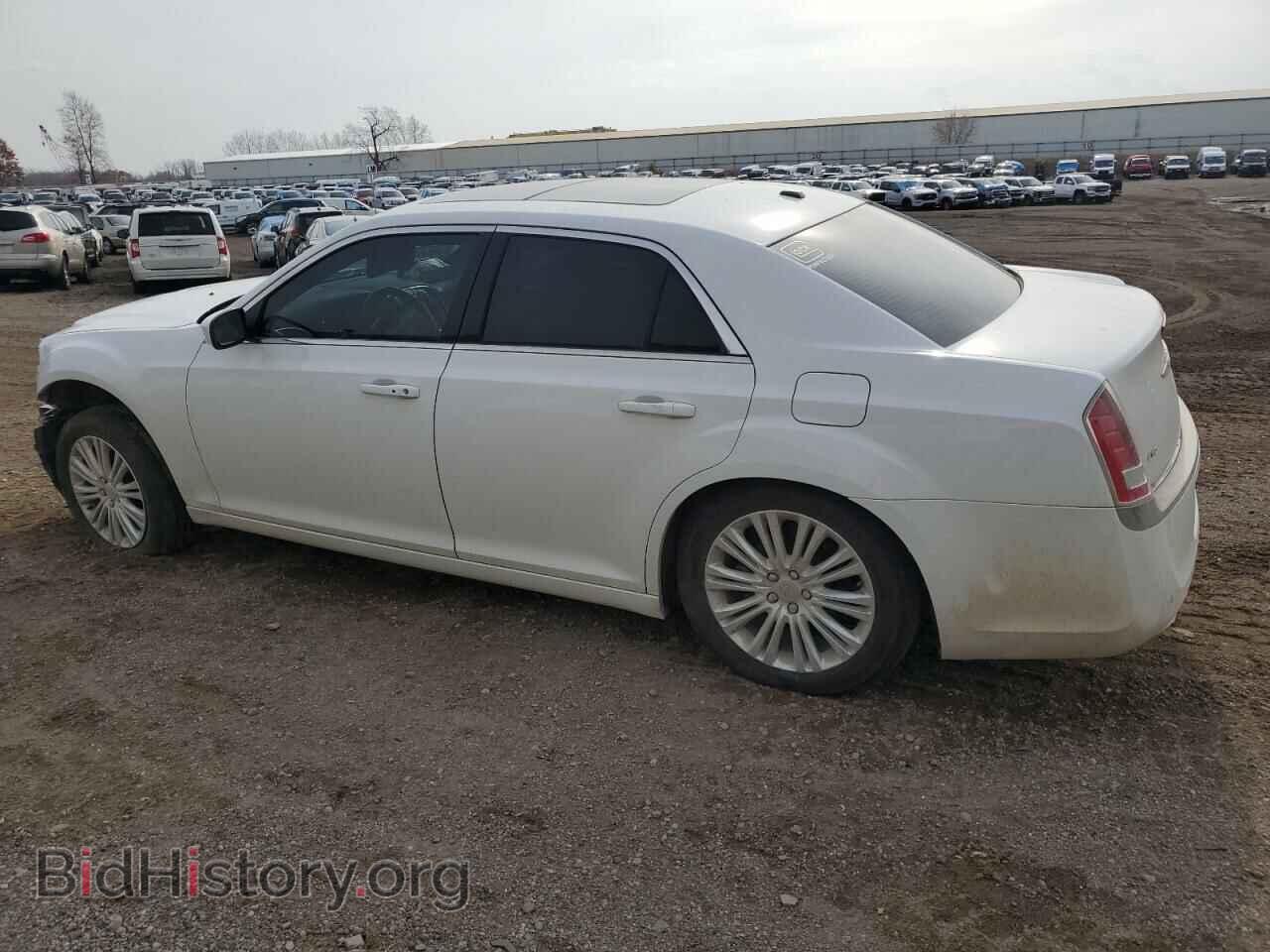 2014 CHRYSLER 300 - VIN: 2C3CCARG1EH384663 - Photo 2