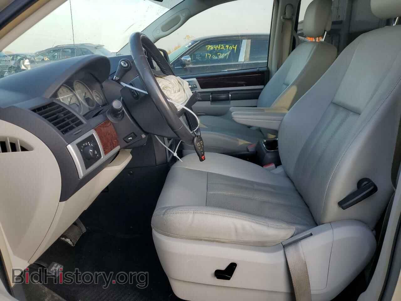 2010 CHRYSLER MINIVAN - VIN: 2A4RR8D14AR456552 - Фото 7