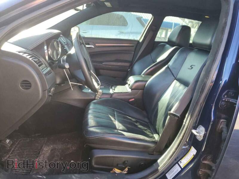 2014 Chrysler 300 (VIN 2C3CCABG0EH323878) — фото 7 из 12