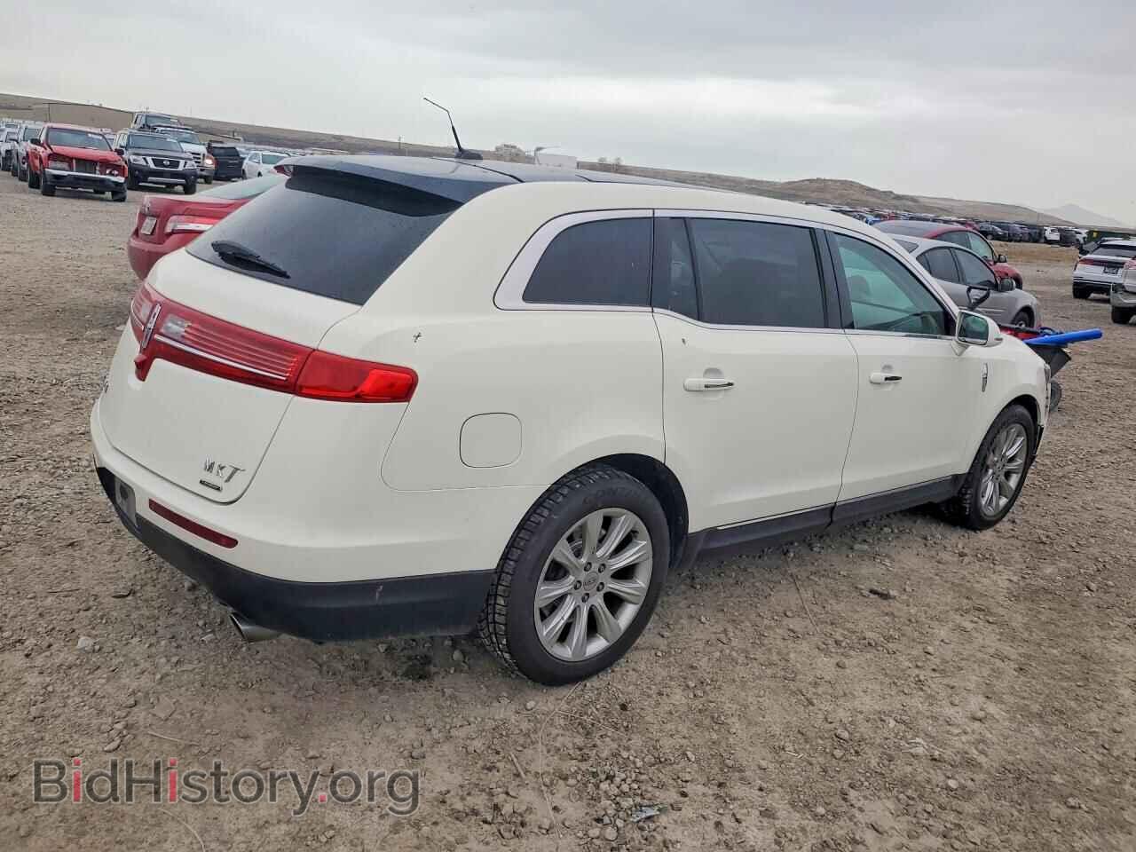 2014 LINCOLN MKT - VIN: 2LMHJ5AT5EBL51739 - Фото 3