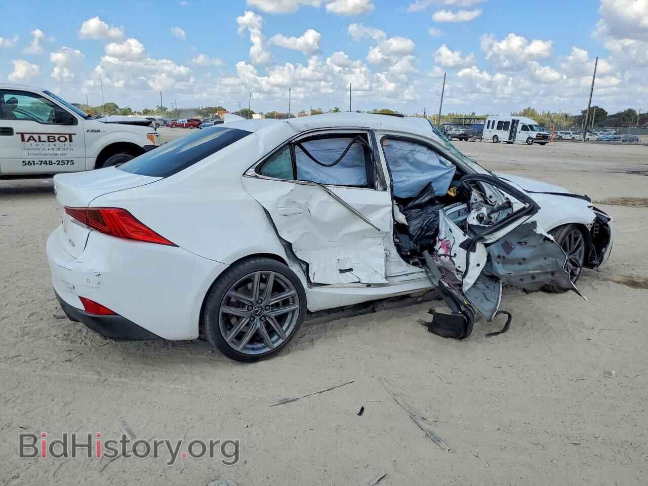 2019 LEXUS IS 300 - VIN: JTHBA1D26K5085437 - Photo 3