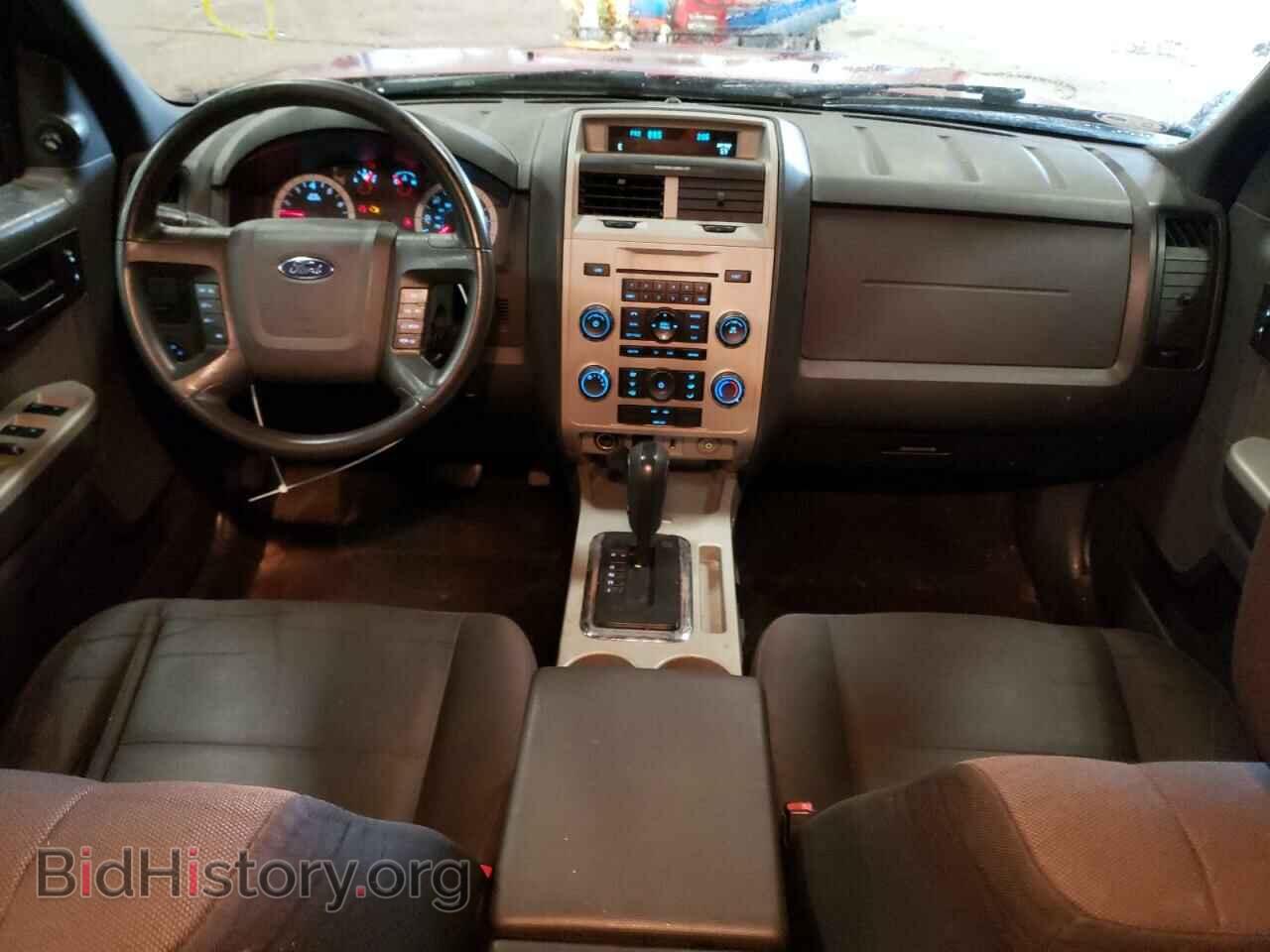 2011 FORD ESCAPE - VIN: 1FMCU0D78BKB94191 - Фото 8
