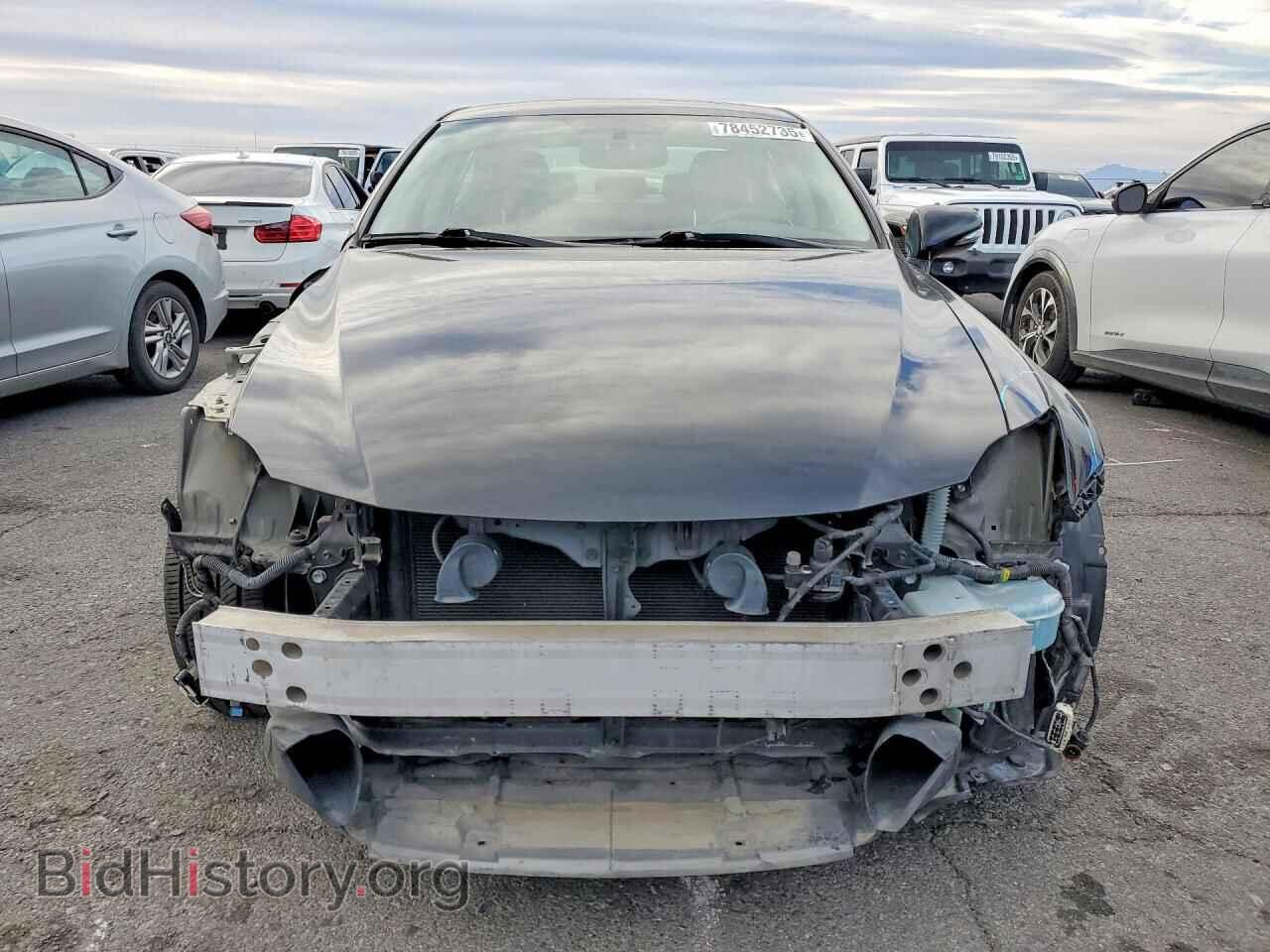 2011 LEXUS IS - VIN: JTHCF5C20B5050259 - Photo 5
