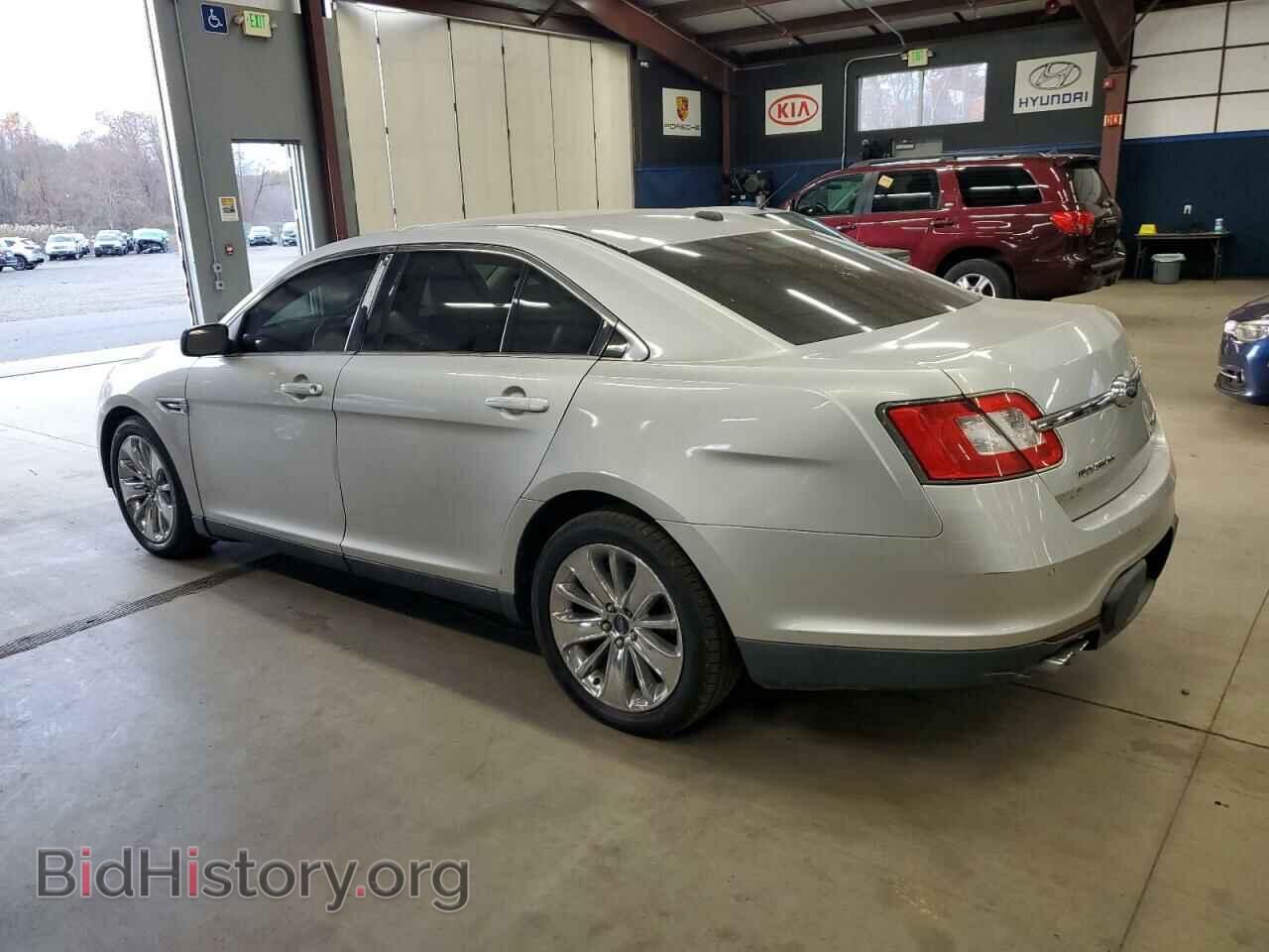2010 FORD TAURUS - VIN: 1FAHP2FW8AG144433 - Фото 2