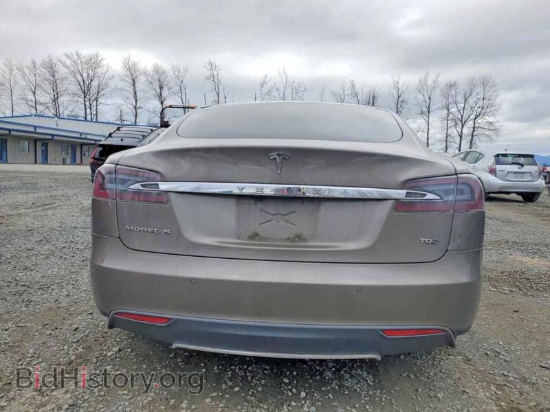2016 Tesla MODEL S (VIN 5YJSA1E27GF133548) — photo 6 of 13