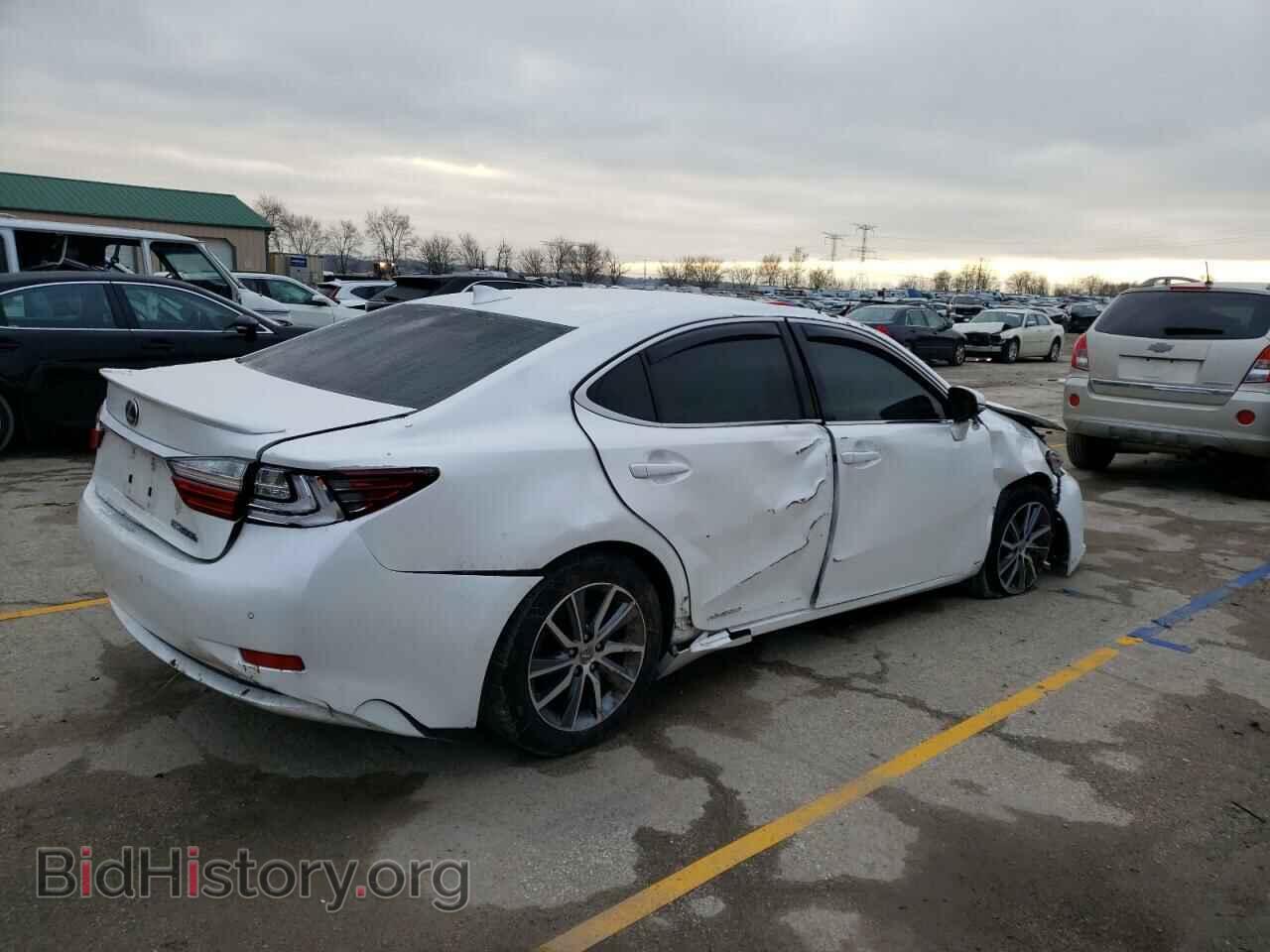 2016 LEXUS ES300 - VIN: JTHBW1GG9G2123180 - Фото 3