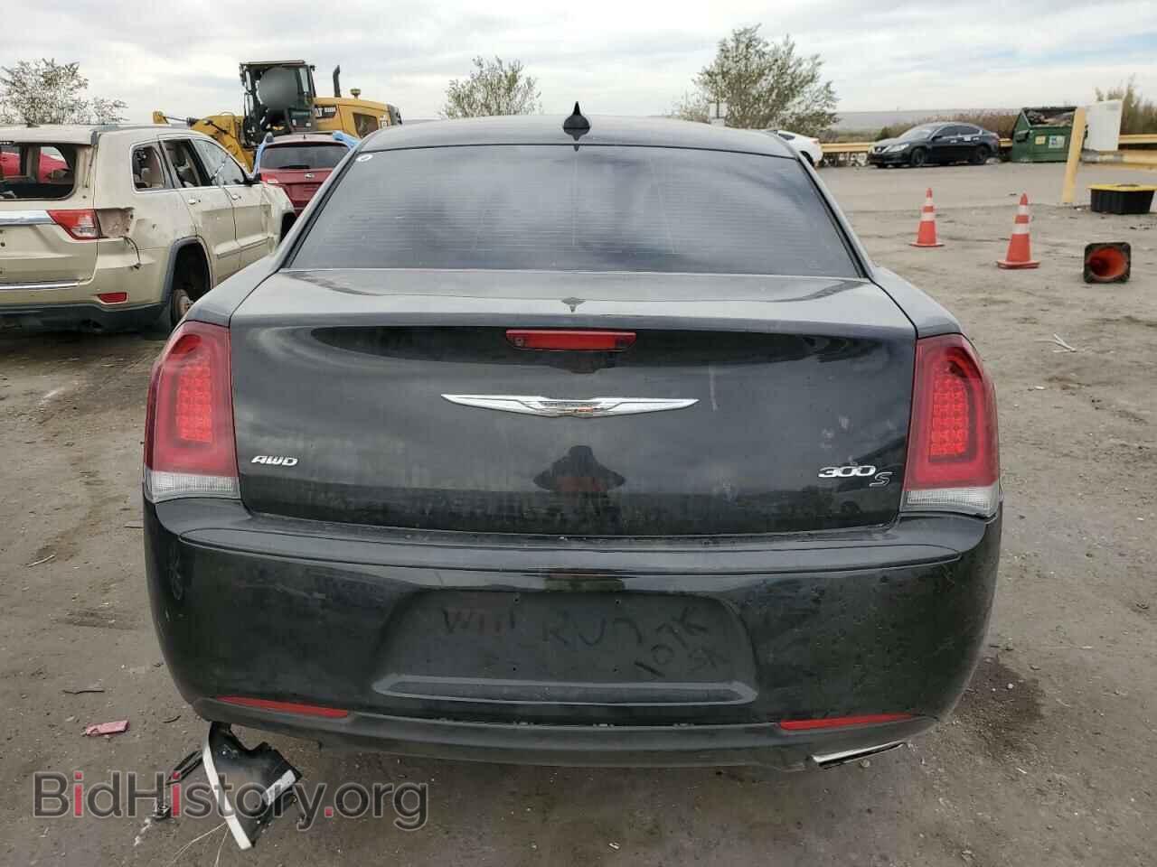 2018 CHRYSLER 300 - VIN: 2C3CCAGG8JH250746 - Фото 6