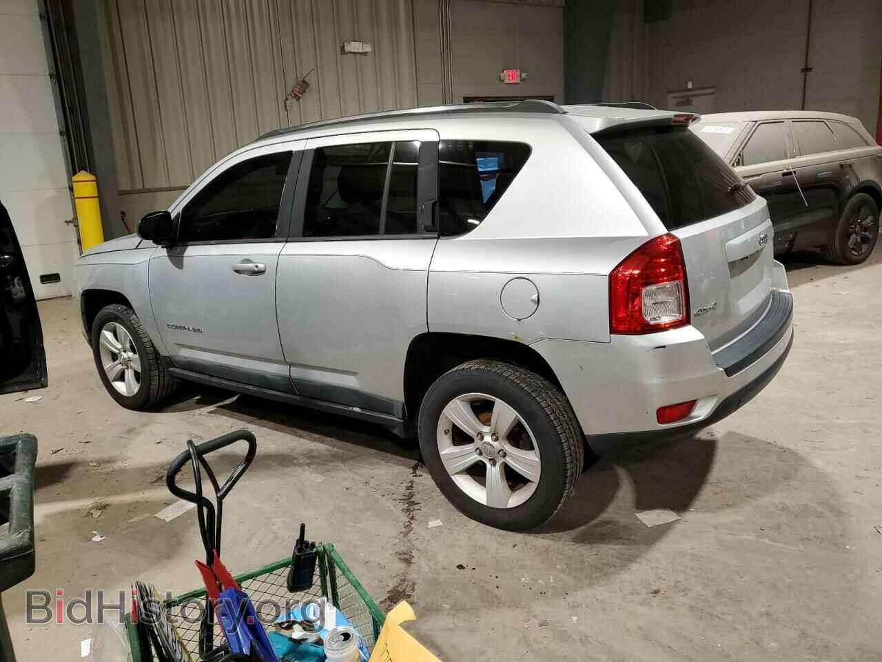 2011 JEEP COMPASS - VIN: 1J4NF1FB3BD248185 - Photo 2