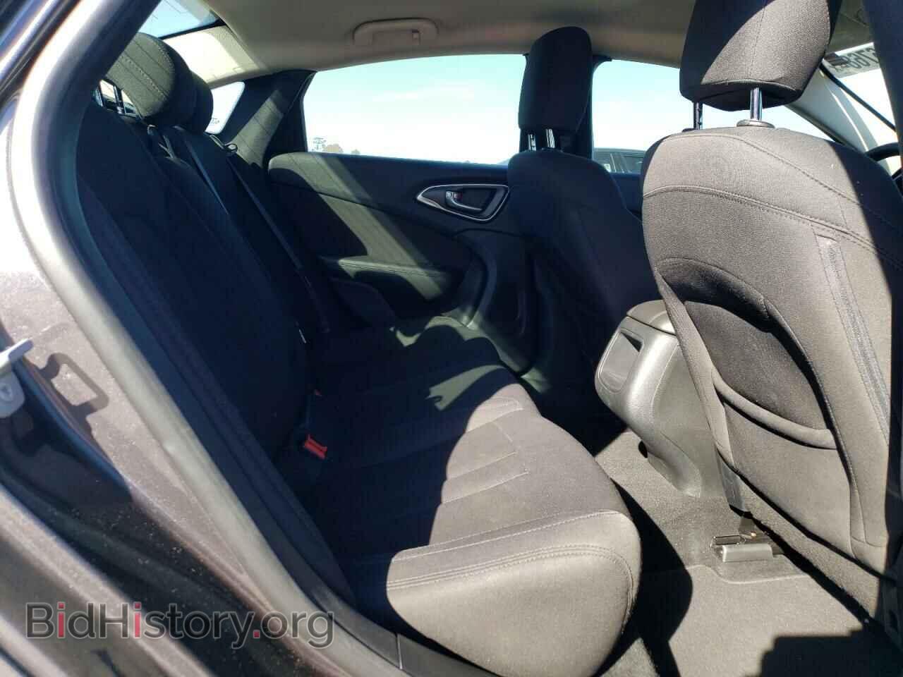 2016 CHRYSLER 200 - VIN: 1C3CCCAB2GN100981 - Фото 10