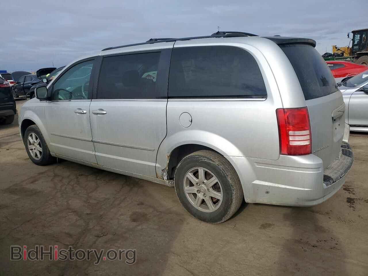 2010 CHRYSLER MINIVAN - VIN: 2A4RR5D19AR357966 - Photo 2