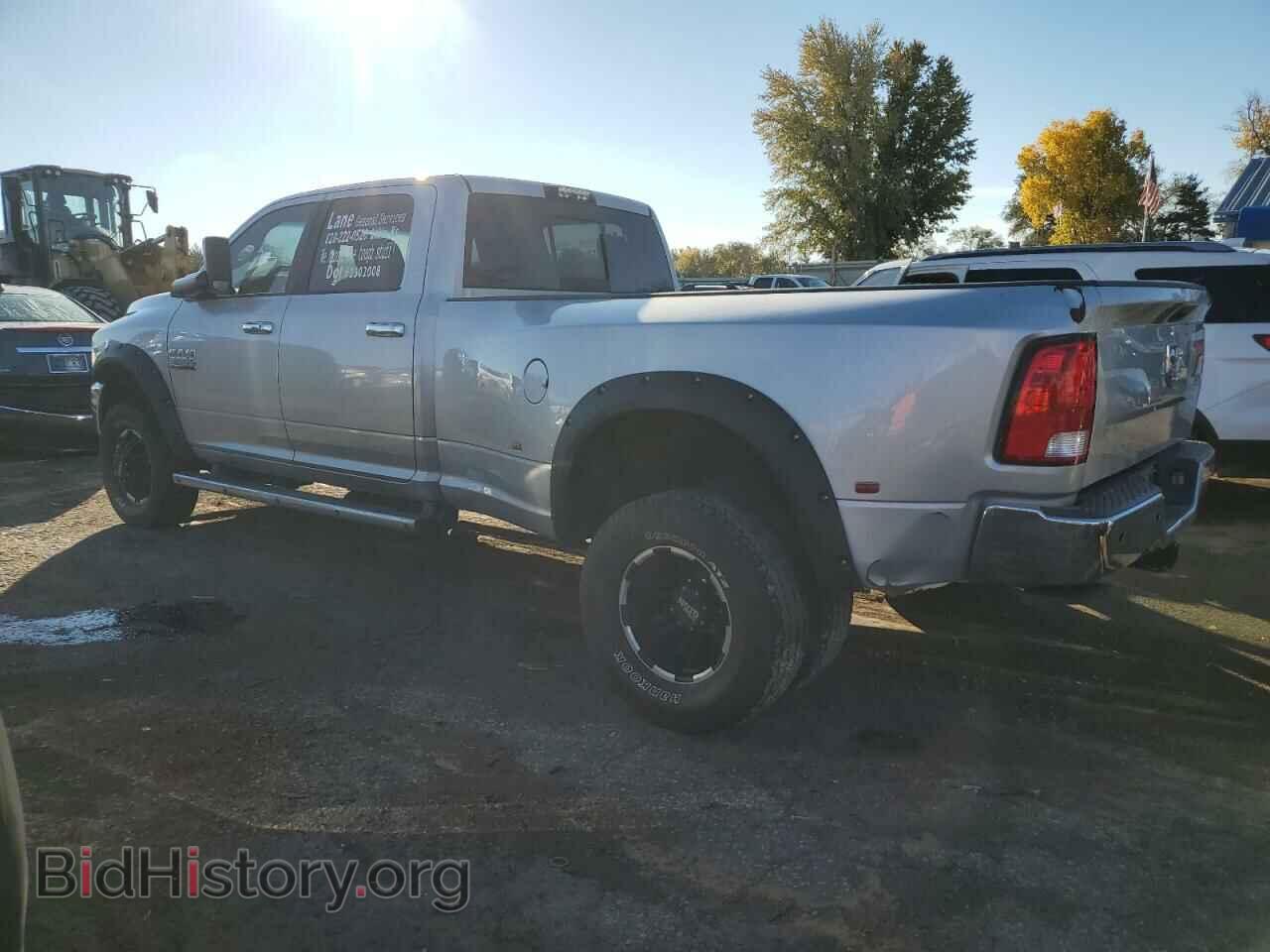 2014 RAM All Models - VIN: 3C63RRHL3EG132864 - Фото 2