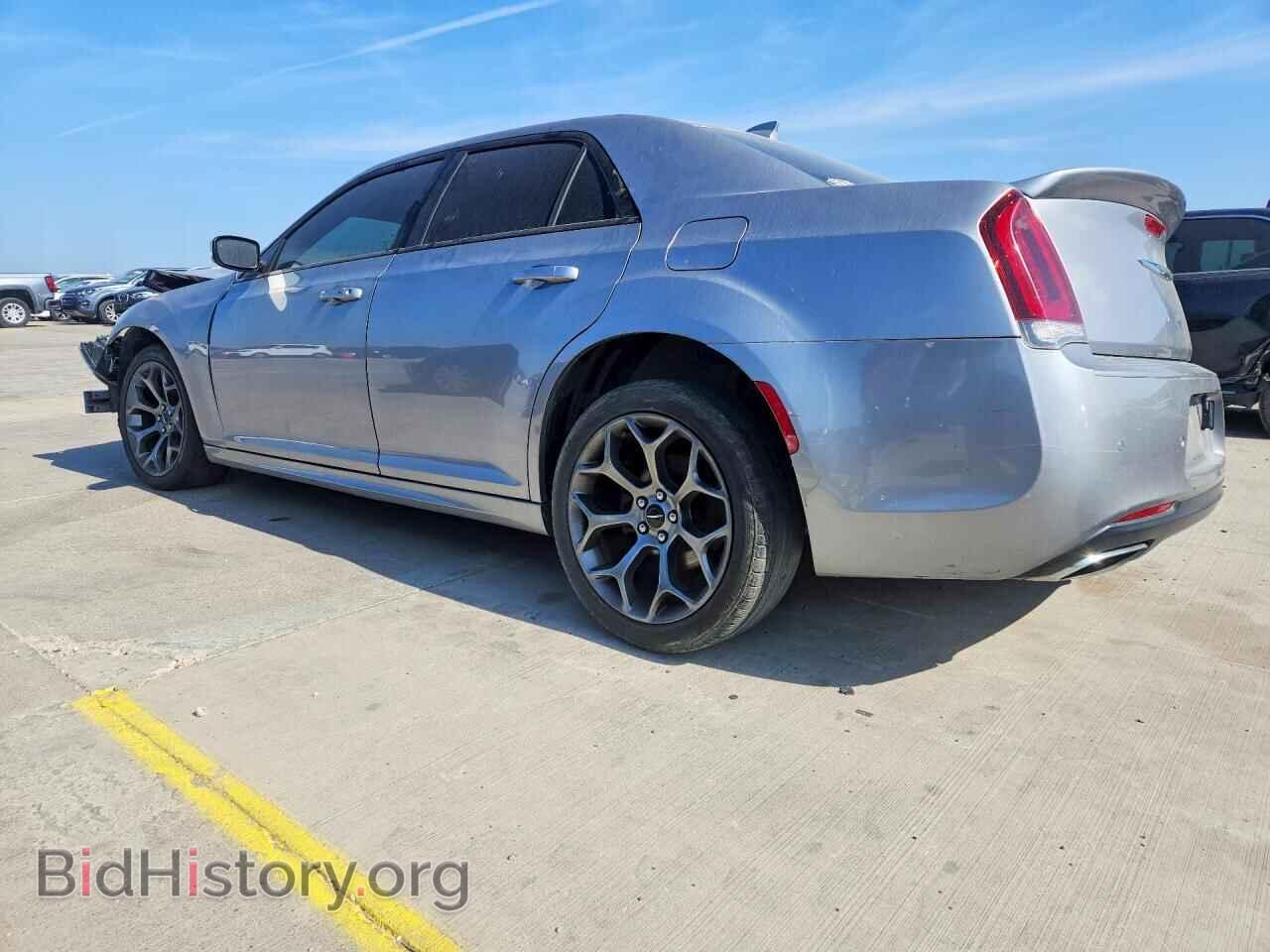 2018 CHRYSLER 300 - VIN: 2C3CCABG0JH245080 - Фото 2