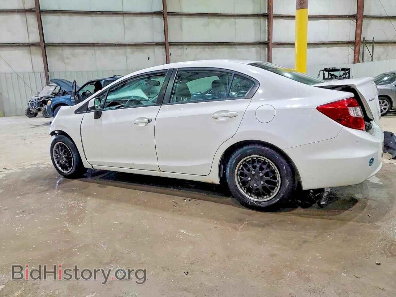 2012 HONDA CIVIC - VIN: 2HGFB2F52CH601804 - Фото 2
