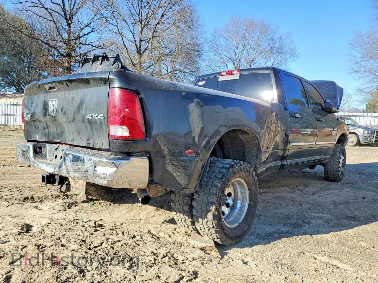 2018 RAM All Models - VIN: 3C63RRHJ0JG300095 - Фото 3