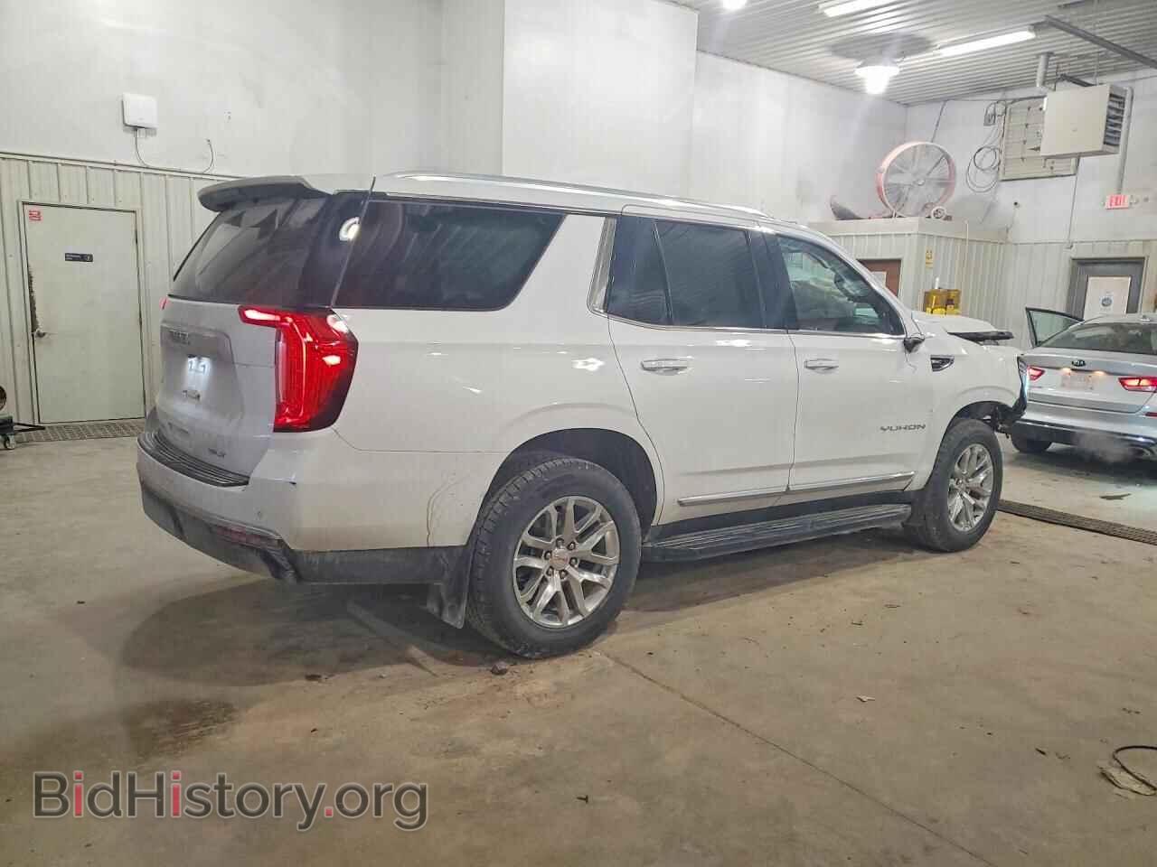 2022 GMC YUKON - VIN: 1GKS2BKD4NR356019 - Фото 3