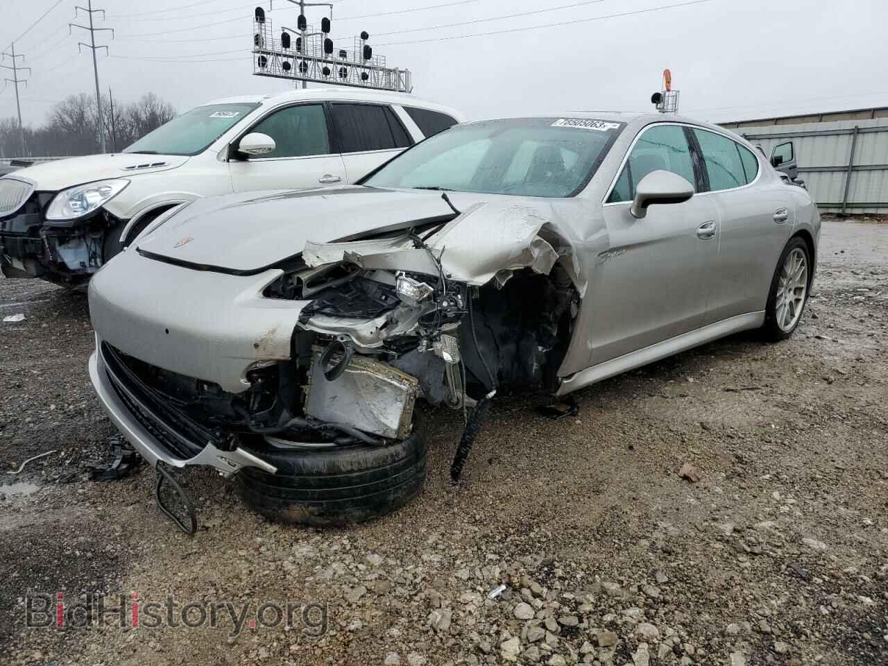 Photo WP0AD2A79DL045202 - PORSCHE PANAMERA 2013