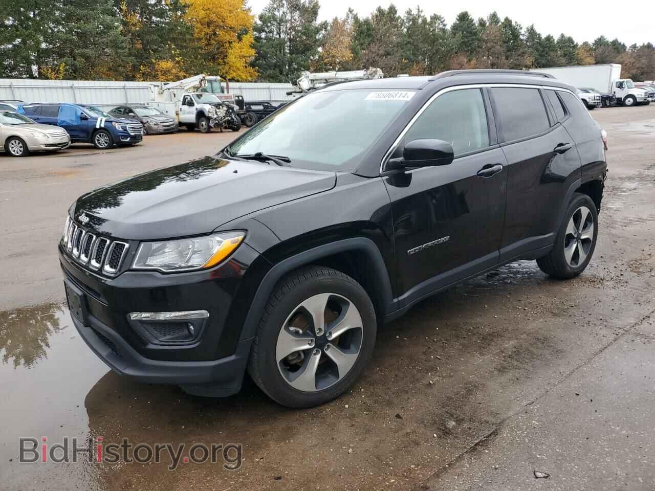 Фотография 3C4NJDBB9HT654065 - JEEP COMPASS 2017