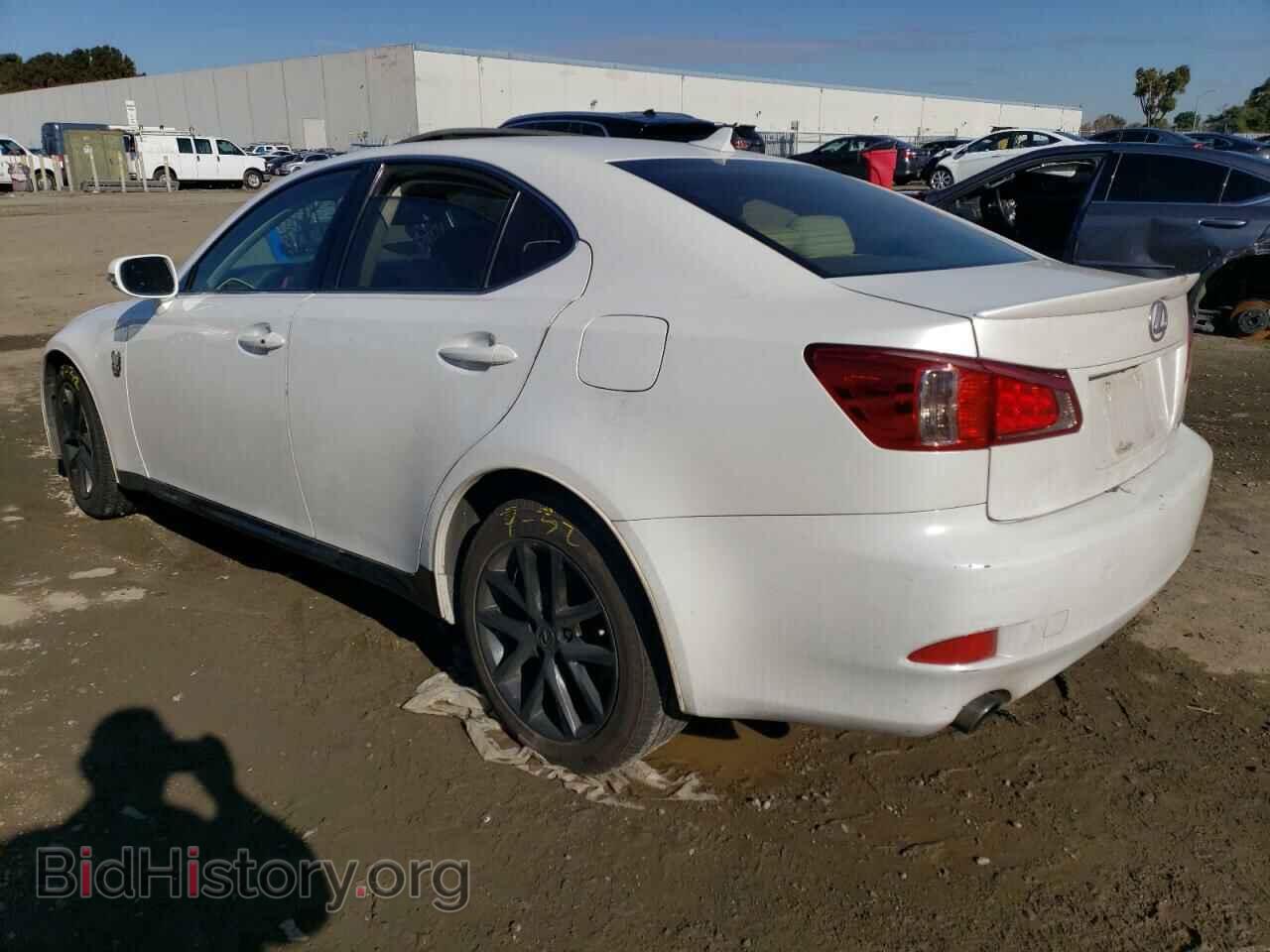 2011 LEXUS IS - VIN: JTHCF5C29B5051040 - Фото 2