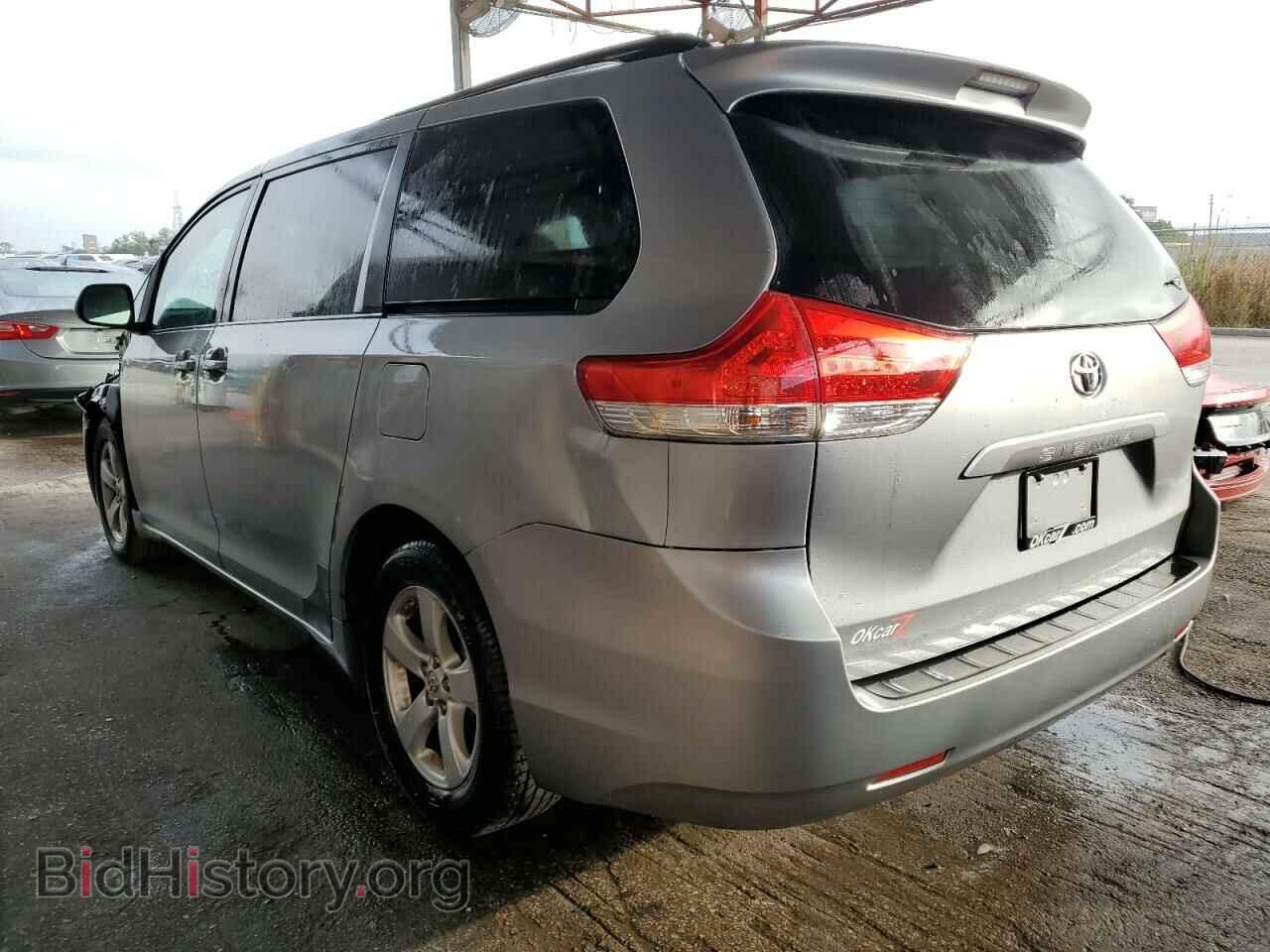2011 TOYOTA All Models - VIN: 5TDKK3DC6BS027924 - Фото 2
