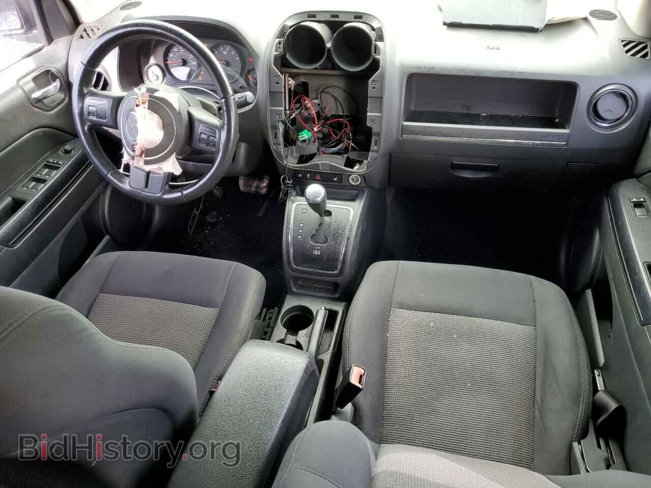 2011 JEEP COMPASS - VIN: 1J4NF1FB5BD135869 - Photo 8