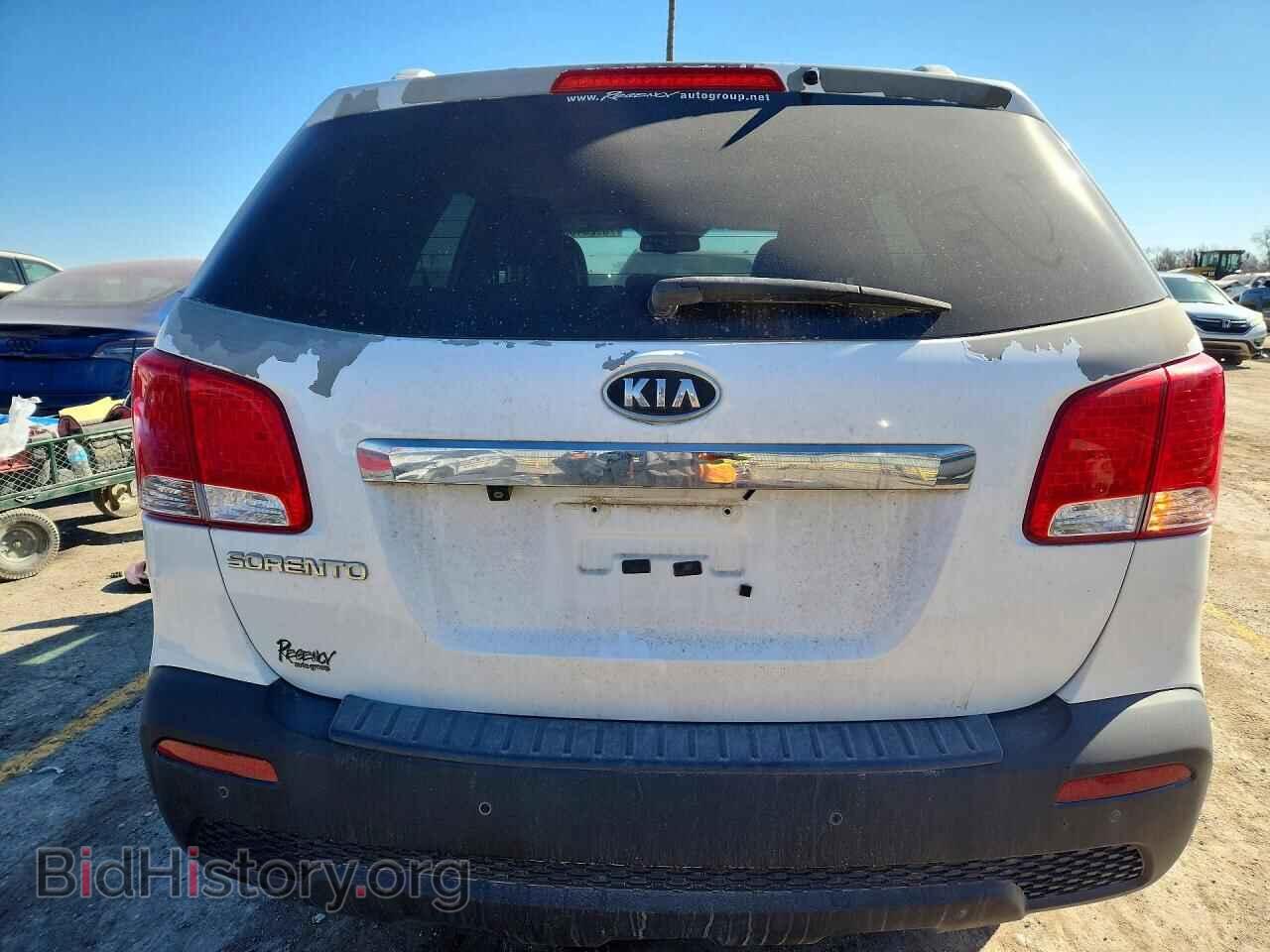 2013 KIA SORENTO - VIN: 5XYKTCA61DG414344 - Фото 6