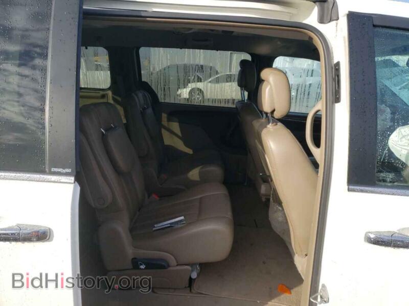 2011 Chrysler MINIVAN (VIN 2A4RR8DG1BR666404) — фото 10 из 12