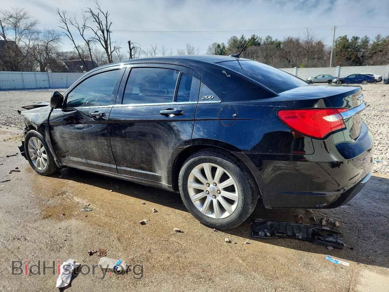 2013 CHRYSLER 200 - VIN: 1C3CCBBB7DN699025 - Photo 2