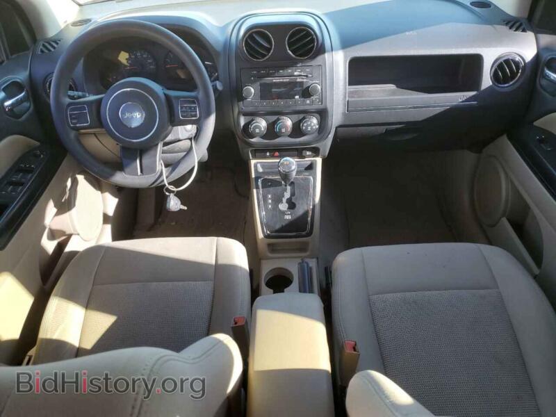 2012 Jeep COMPASS (VIN 1C4NJCBA8CD610395) — фото 8 из 12