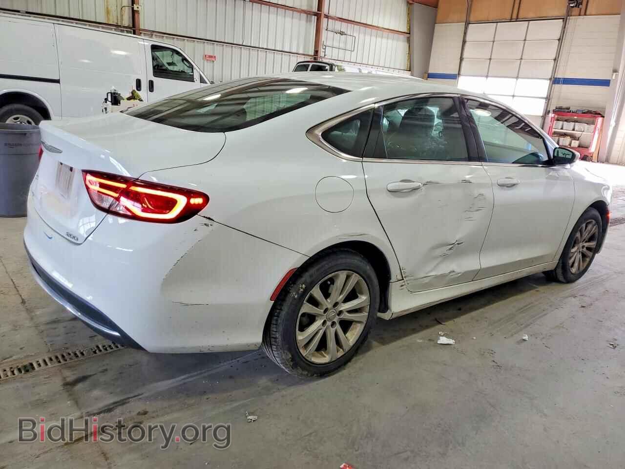 2015 CHRYSLER 200 - VIN: 1C3CCCAB5FN589889 - Фото 3