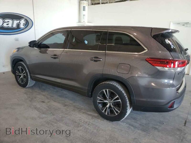 2017 Toyota HIGHLANDER (VIN 5TDZZRFH9HS234502) — фото 2 из 12