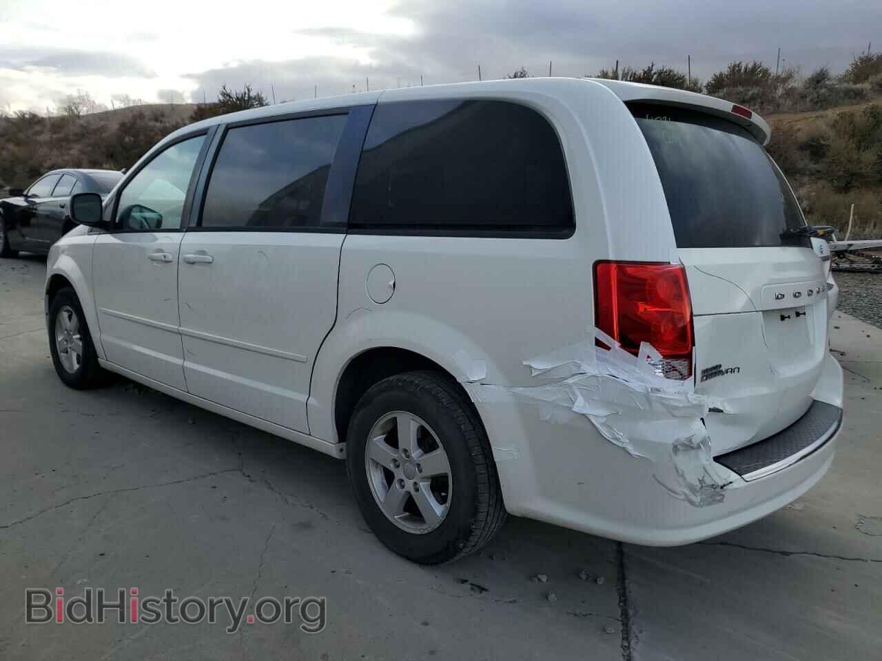 2013 DODGE CARAVAN - VIN: 2C4RDGCG5DR537052 - Фото 2