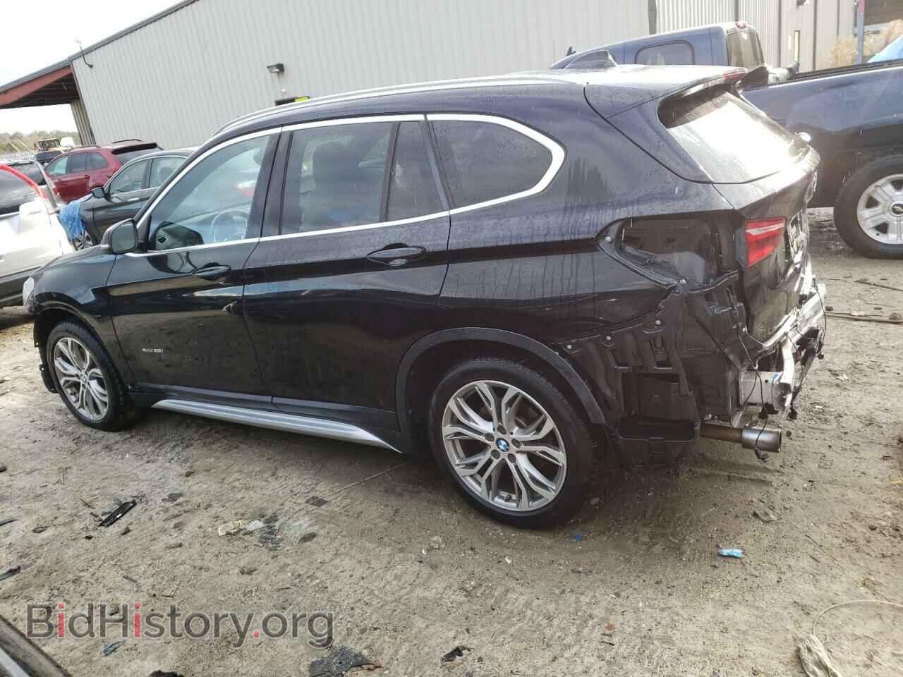 2016 BMW X1 - VIN: WBXHT3C30GP883202 - Фото 2