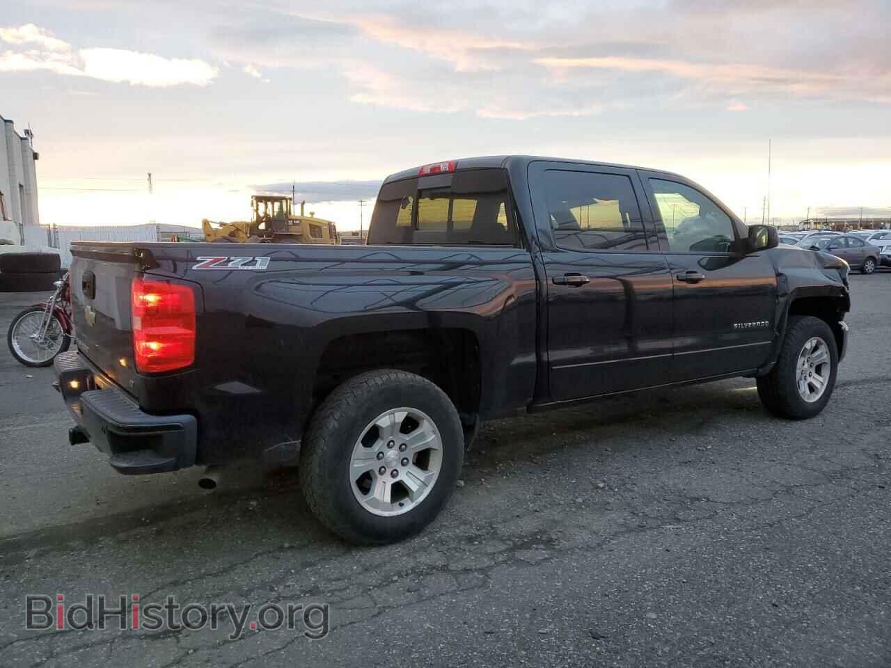 2017 CHEVROLET ALL Models - VIN: 3GCUKREC2HG353575 - Фото 3