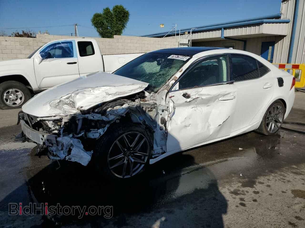 Photo JTHBA1D26G5006372 - LEXUS IS 2016