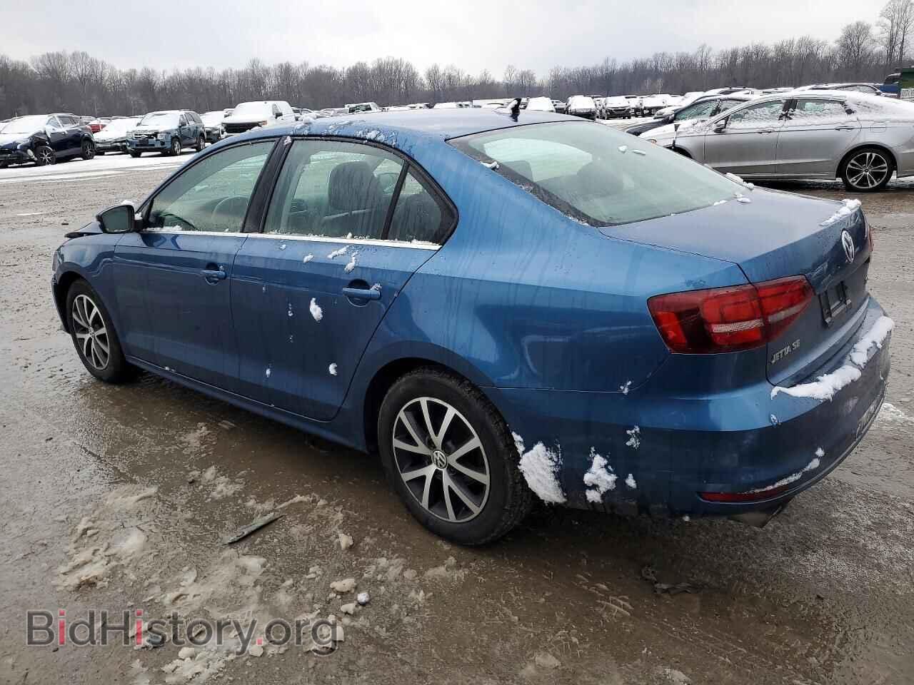 2017 VOLKSWAGEN JETTA - VIN: 3VWDB7AJ2HM274897 - Фото 2
