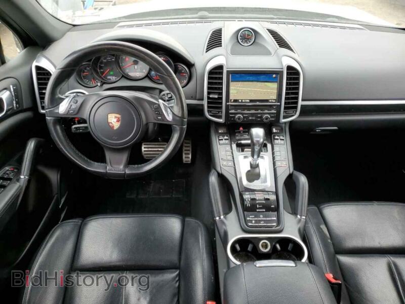 2013 Porsche CAYENNE (VIN WP1AB2A24DLA86409) — фото 8 из 13