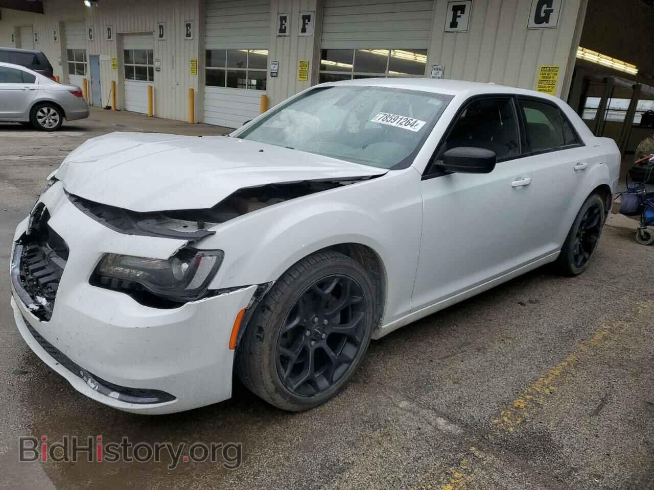 Photo 2C3CCAAG0KH738549 - CHRYSLER 300 2019