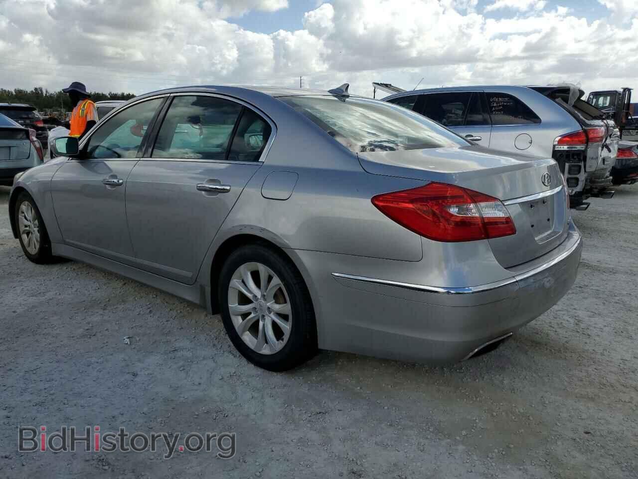 2012 HYUNDAI GENESIS - VIN: KMHGC4DD0CU174539 - Фото 2