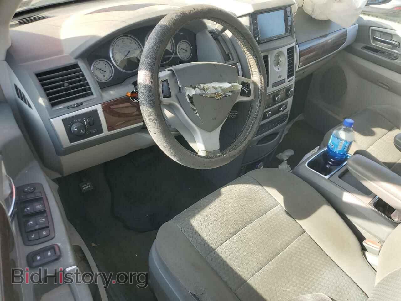 2010 CHRYSLER MINIVAN - VIN: 2A4RR5D17AR415394 - Фото 8