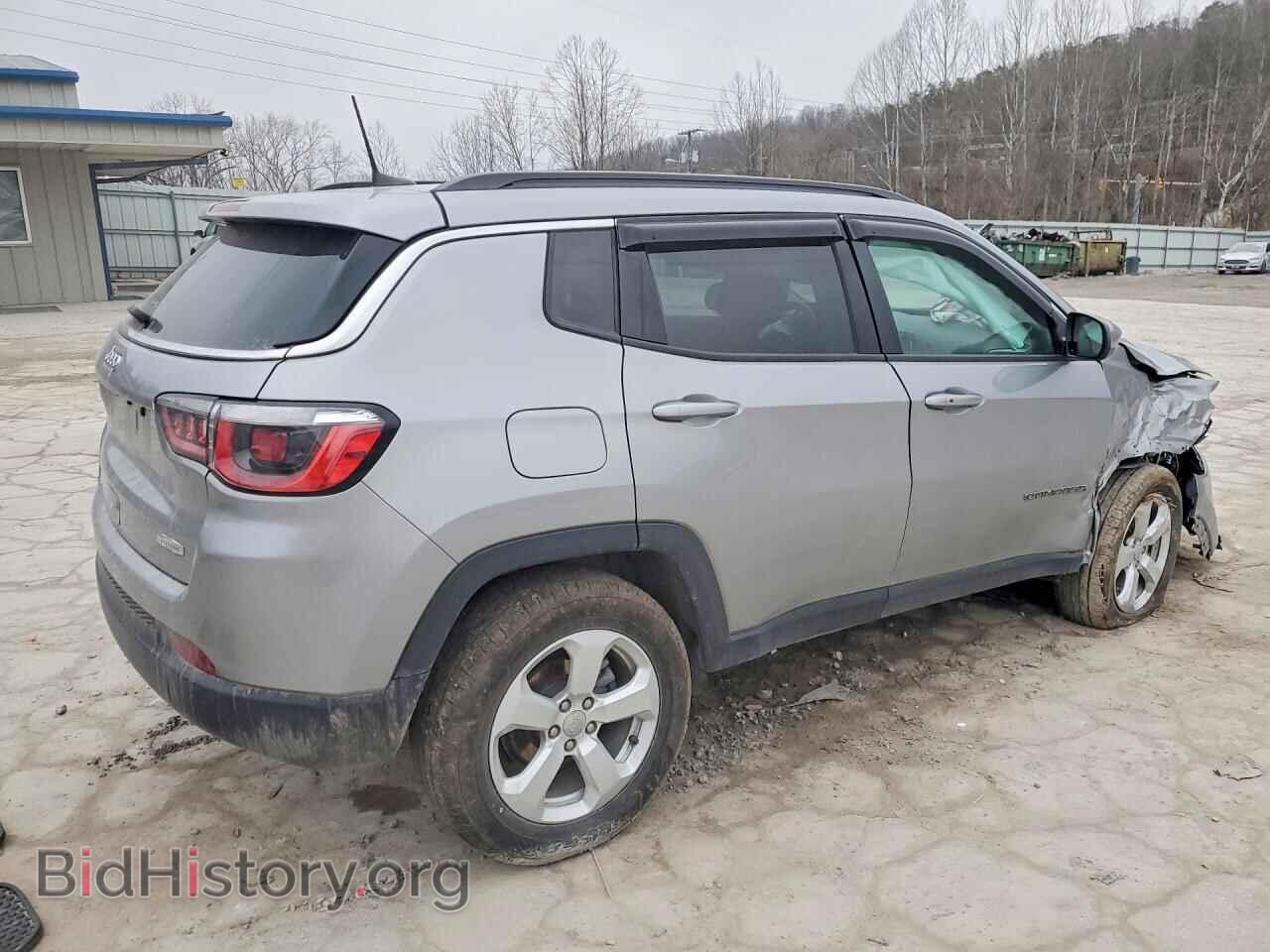 2019 JEEP COMPASS - VIN: 3C4NJDBB3KT733691 - Фото 3