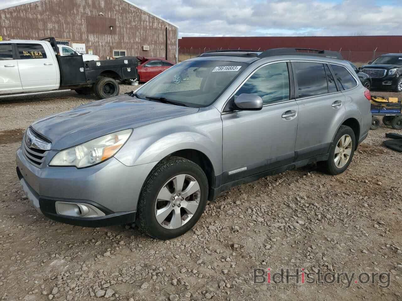 Photo 4S4BRCKC2B3311479 - SUBARU OUTBACK 2011