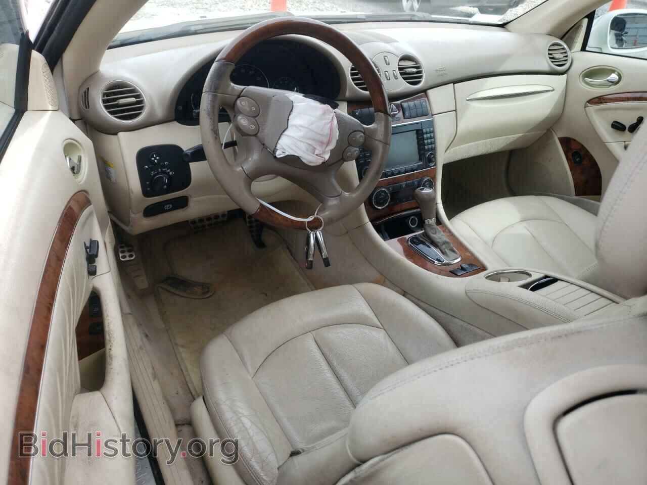 2007 MERCEDES-BENZ CLK-CLASS - VIN: WDBTK56FX7F214421 - Фото 8