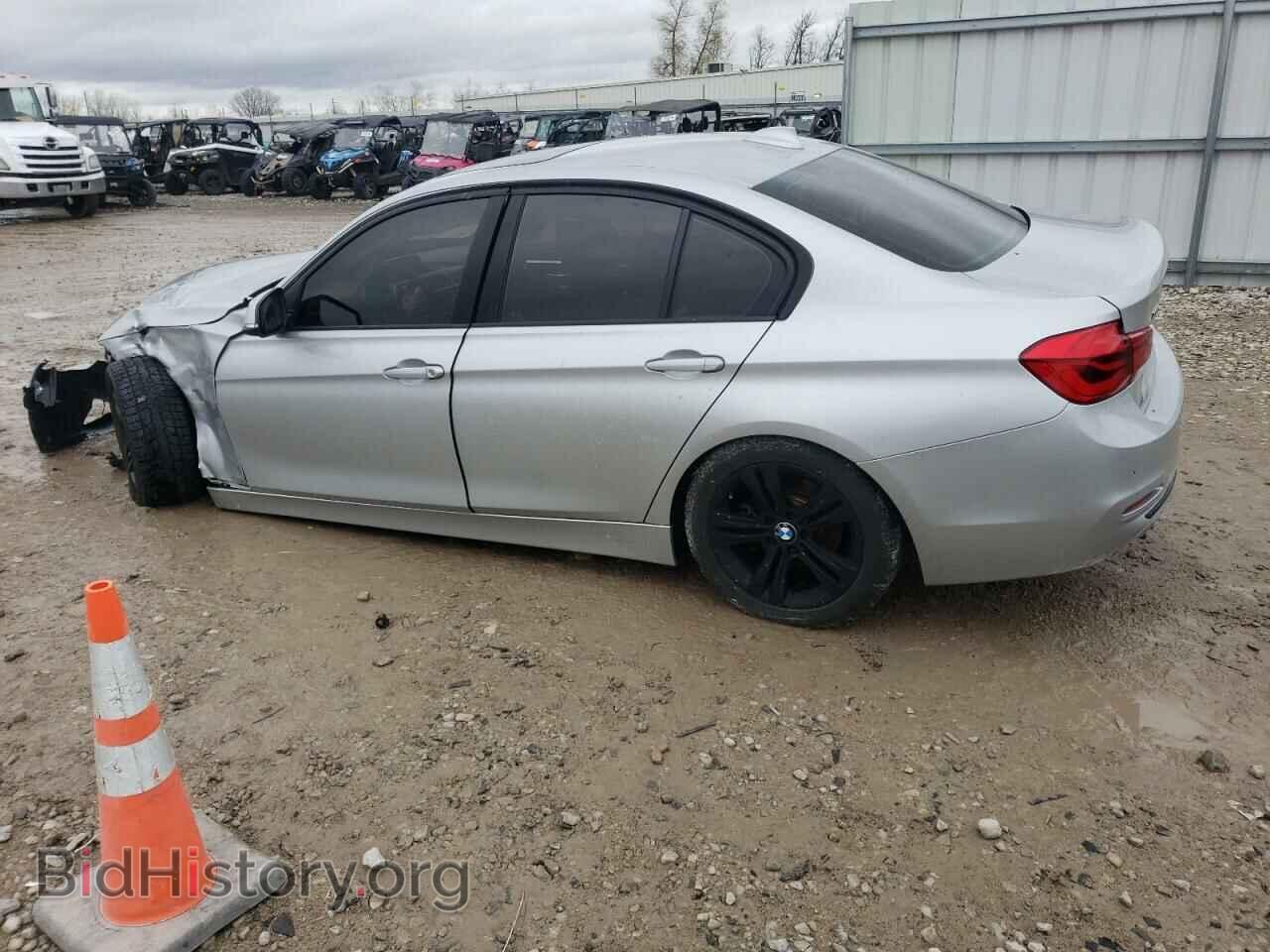 2016 BMW 3 SERIES - VIN: WBA8E3G51GNU02188 - Фото 2