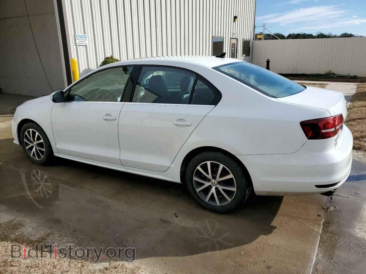 2017 VOLKSWAGEN JETTA - VIN: 3VWDB7AJ2HM252012 - Фото 2