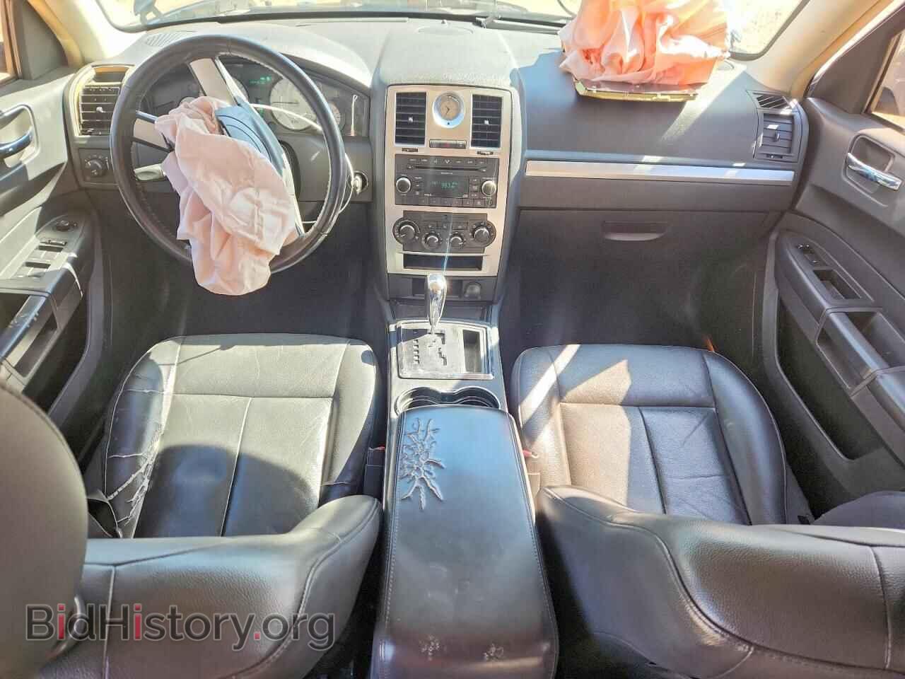 2009 CHRYSLER 300 - VIN: 2C3KA53V79H551582 - Фото 8