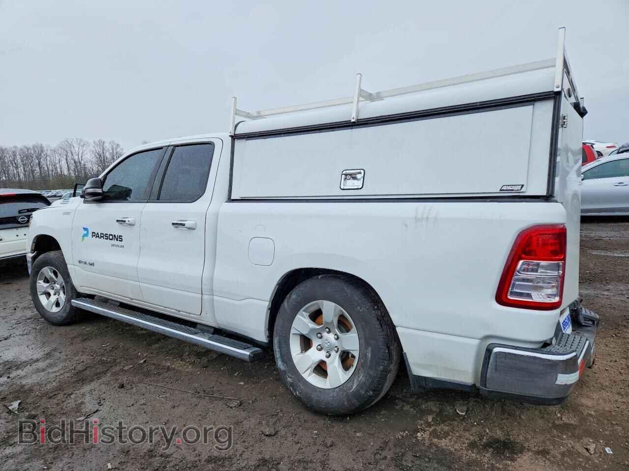 2020 RAM 1500 - VIN: 1C6RRFBGXLN298162 - Фото 2