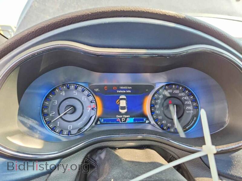2015 Chrysler 200 (VIN 1C3CCCBG2FN511449) — photo 9 of 12