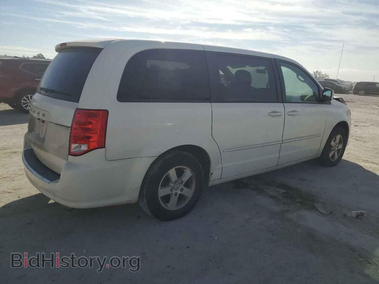 2011 DODGE CARAVAN - VIN: 2D4RN3DG8BR626828 - Фото 3